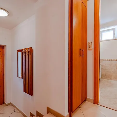 Apartment Ruzica *