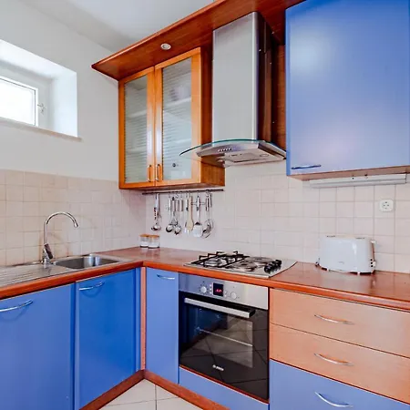 Apartment Ruzica *