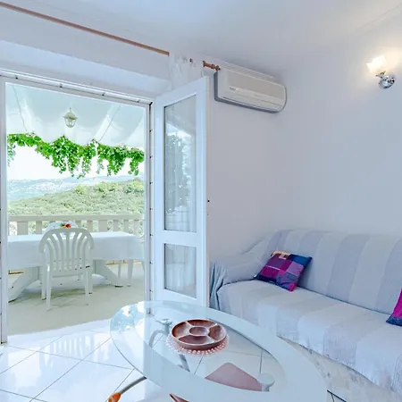 Apartment Ruzica *